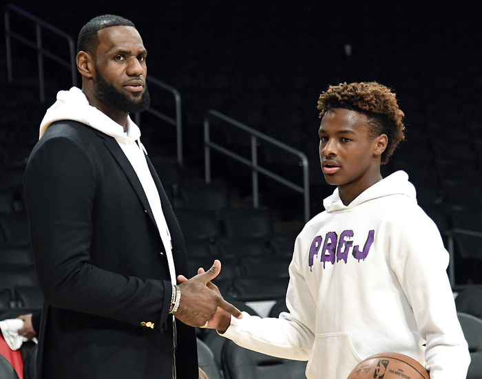 开云体育官网关于冲刺阶段浙江队伤情更新：欧篮联节点到来，更衣室稳定，球探报告显示潜力的信息